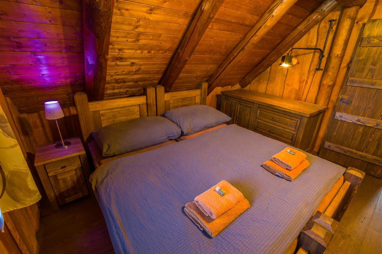 Hotel Ranch Jestrebice à Hermanicky Extérieur photo